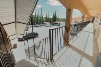 The Yosemite Inn Hotels in Mariposa