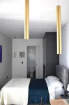 Xoe Mini-Suites and Apartments