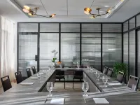 Six South St. Hotel