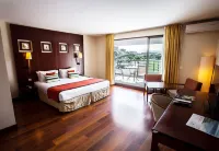Ramada Hotel & Suites by Wyndham Noumea Hotels near Kuendu Beach