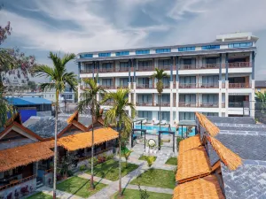 Lake View Resort