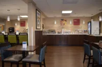 Comfort Suites Northside Hospital Gwinnett - breakfast