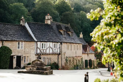The Castle Inn - parking