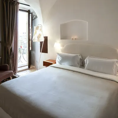 Aquamarea Hotels near Lama Monachile