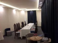 Chateau d'Eau Hotel Hotel di Faraiya