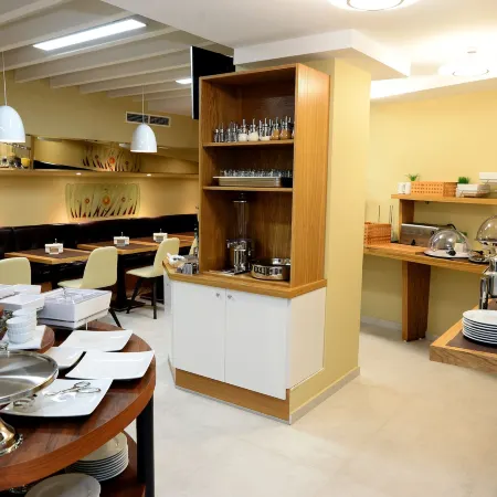 Alexandar Square Boutique Hotel