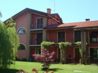Bed & Breakfast Milù Hotels in Cuneo