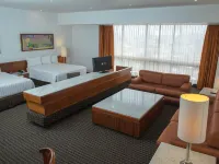 Sevilla Palace Hotels near Revolution Monument