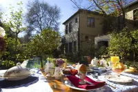 10 Alexander B&B - Bed and Breakfasts