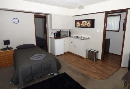 Anchor Motel Отели в г. Тимару