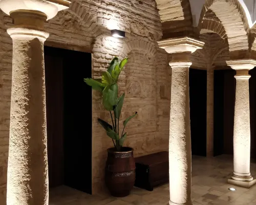 Patios del Orfebre Hotels near Costa del Sol Square