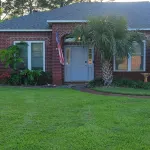 Large Private in Ground Pool 6 Feet Deep. 10 Minutes to Beach/Golf Very Clean