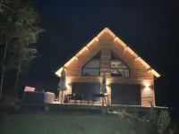 Chalet D'exception, au Cœur des Bois Avec vue sur le Château de Murol !