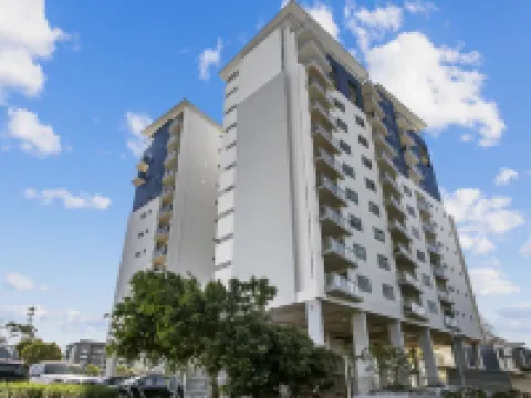 Proximity Waterfront Apartments Hotels in Redcliffe