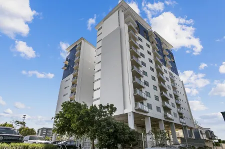 Proximity Waterfront Apartments Отели в г. Клонтарф