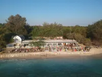 Gili Meno Mojo Beach Resort - Mountain view