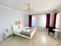 كوين بي هوتل فنادق في سلجوق