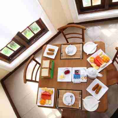 Travel Hub Kandy Dining/Meeting Rooms