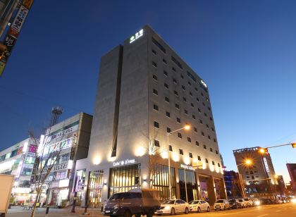 호텔 클로버 (Hotel Clover)