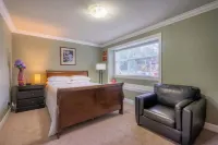 Vancouver Yuelai Guesthouse - parcheggio