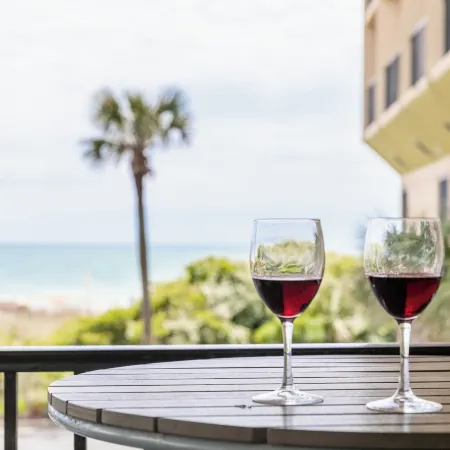 Surfside Beach Oceanfront Hotel