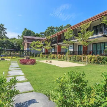 The Breeze Lipe Resort