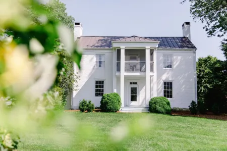 The Farmhouse at Veritas