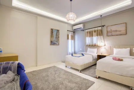 Villa Khufu Pyramids Hotel