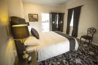 The Commercial Boutique Hotel - Balcony