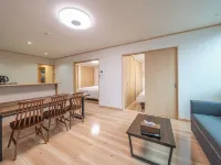Takayama Stay Karatachi A2