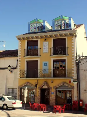Hostal Las Grullas - Homestays
