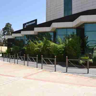 賈爾迪套房酒店 Hotel Exterior