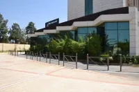 Jardy Hôtel & Suites Hotels in Algier