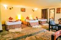 Davinci Gorilla Lodge