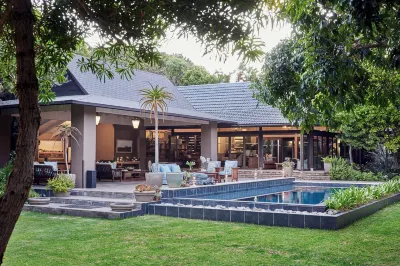 Prana Lodge Hotels in 