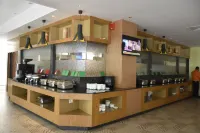 Lemon Tree Premier, Patna - breakfast