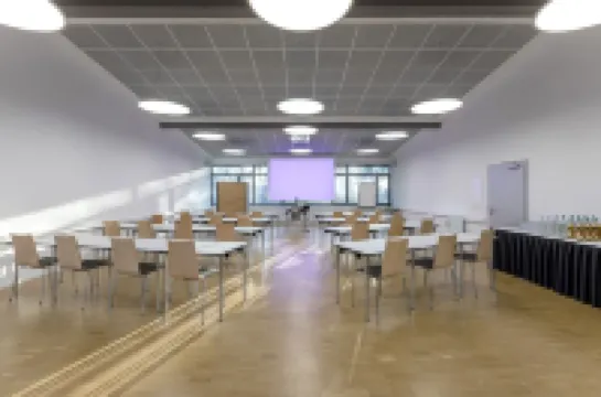 Bildungs- Und Tagungshaus Haus Neuland