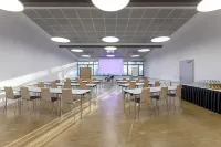 Bildungs- Und Tagungshaus Haus Neuland Hotels in SchloB Holte-Stukenbrock
