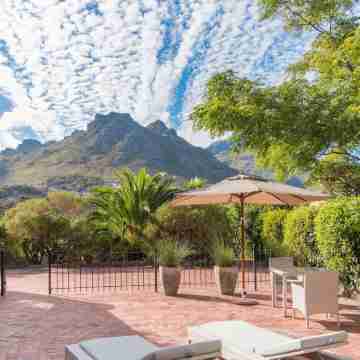 Kronendal Heritage Hotel Exterior