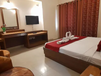 Hotel Maiden Residency Hotel in zona Ganga Greenways 1 - Ganges ghats, Cycle along canal to Falls, water mill etc.