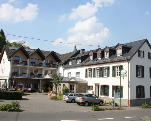 Landhaus Schend Hotels in Immerath