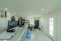 Pelican Inn by Belvilla Aransas Pass, TX - 2-Star