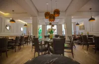 Le Domaine Limoune - breakfast