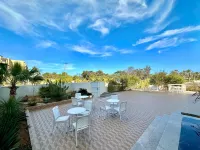 Gammarth Touristique Piscine Commune Bord de Mer فنادق في غامارث