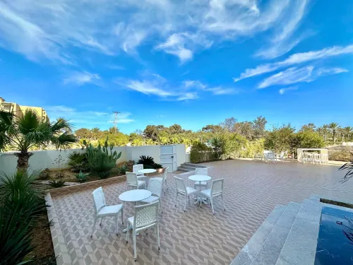 Gammarth Touristique Piscine Commune Bord de Mer Hotels in Gammarth