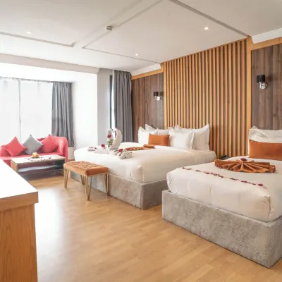 Razane Hôtel Hotels near تاناغرا مول مجمع تجاري