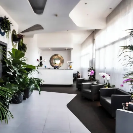 Loto Business Hotel Отели рядом с достопримечательностью «Номентанская дорога»