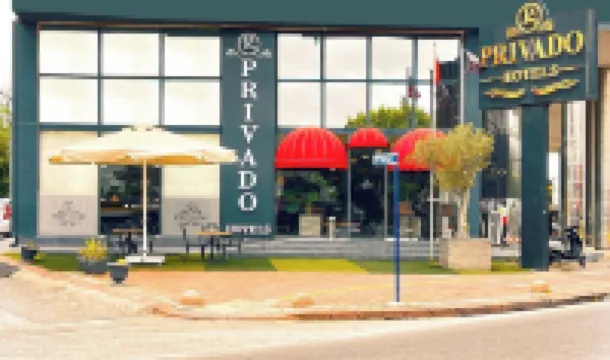 Privado Hotels