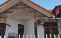 Dvio Syariah Hotel Padang Hôtels à : Lolong Belanti