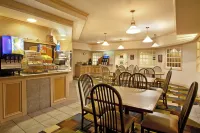 Holiday Inn Express & Suites ST. JOSEPH LAKEFRONT by IHG - Frühstück
